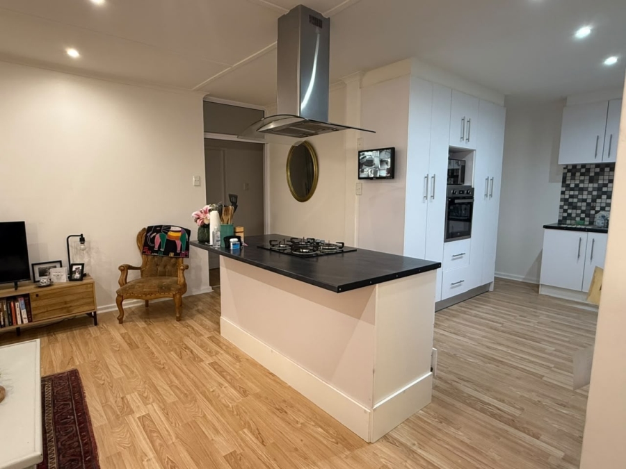 To Let 3 Bedroom Property for Rent in Bothasig Western Cape